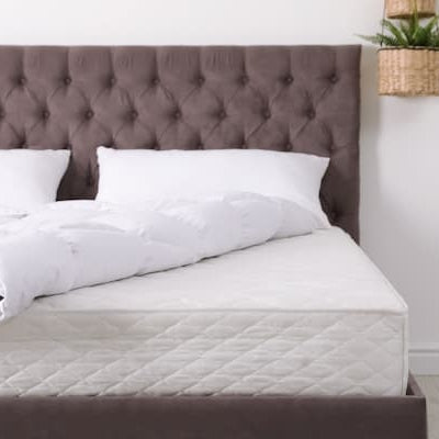 King or Queen? How to Decide What Size Mattress is Right for You