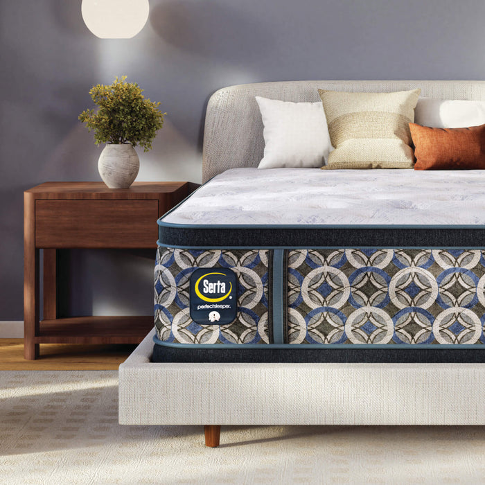 Serta Perfect Sleeper Cascade Range Plush Pillow-Top Innerspring Mattress